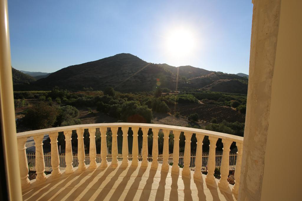 Villa Melyia คาโตเปียร์กอส ห้อง รูปภาพ